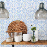 Azulejo Português do Mediterrâneo Moderno Azul Bra<br><div class="desc">Este azulejo cerâmico é perfeito para um novo e moderno e tradicional design de interiores ou backsplash. O azulejo apresenta um padrão mediterrânico em na moda azul-claro e branco, perfeito para qualquer espaço. Use-o como uma peça de sotaque na sua cozinha, banheiro ou sala de estar. Disponível em dois tamanhos...</div>