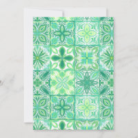 azulejos ornamentados em verde e branco