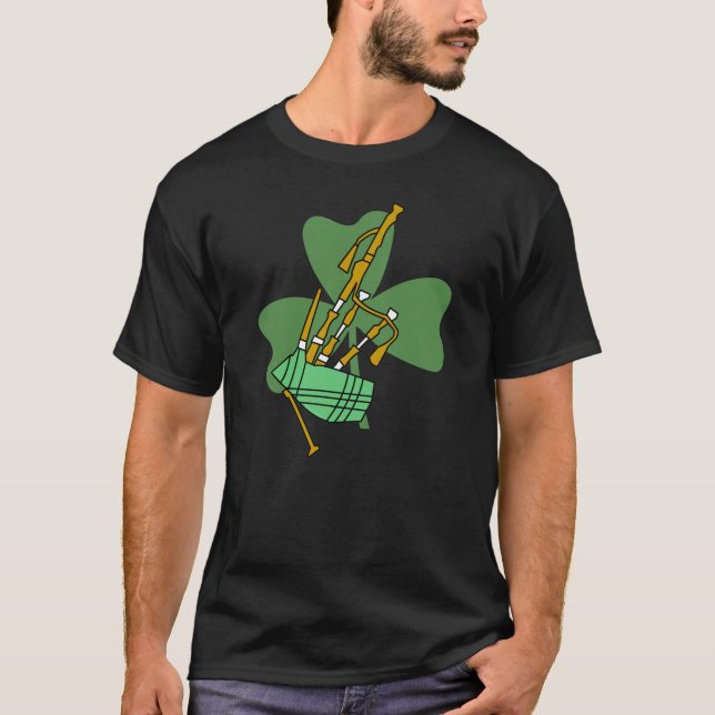 Bagpipe Shamrock T-Shirt (Frente)