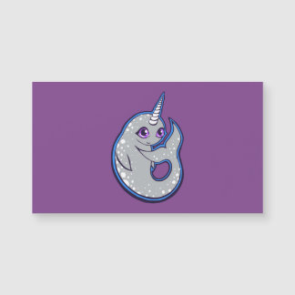 Baleia cinzenta de Narwhal com design do desenho