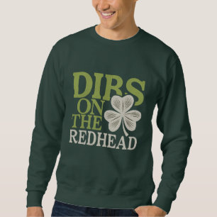 Banda irlandesa ofensiva na camiseta ruiva