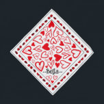 Bandana Banda do dia do namorados Corações vermelhos e nom<br><div class="desc">Bela bandana do Dia do Namorados. Corações vermelhos e insetos femininos Personalize com seu nome de animais de estimação</div>