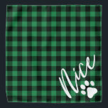 Bandana Belo Flannel Verde Russo de Cachorro de Natal<br><div class="desc">Esta bandana apresenta um flanela verde rústico e uma letra escrita à mão com a "simpática" metade do malvado e agradável. Faz a bandana de Natal perfeita para o seu cão ou gato.</div>