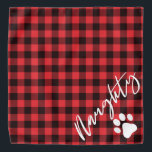 Bandana Cachorro Rústico Vermelho Rústico de Natal<br><div class="desc">Esta bandana apresenta flanela vermelha rustica e uma letra escrita à mão com a metade "travessa" do malvado e simpático. Faz a bandana de Natal perfeita para o seu cão ou gato.</div>