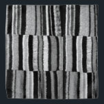 Bandana listras brancas e pretas monocromáticas de malha v<br><div class="desc">A imagem de malha negra e branca nesse legal bandana tem uma aparência muito tradicional, o impressão de malha é tirado de uma fotografia de um design de malha de mão original. O tricô tradicional foi fotografado para mostrá-lo como natural e com uma aparência "pré-amada", ou chique, você pode até...</div>