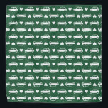 Bandana Mini Carro Corações Verde<br><div class="desc">Mini Coopers era aliada a corações. Se você quiser diferentes cores ou tamanhos,  por favor,  me avise! Feita para todos aqueles que amam carros britânicos clássicos,  especialmente Austin Mini,  Morris Mini,  etc.</div>