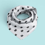 Bandana Padrão de Gatos Adoráveis<br><div class="desc">Um padrão perfeito para gatos brancos e pretos é perfeito para a senhora de gatos na sua vida.</div>