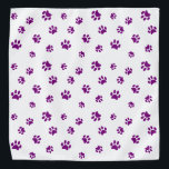 Bandana Padrão de impressão de pata púrpura<br><div class="desc">Mostre o quanto você ama os animais com esta linda pata roxa de pata de animais com padrão de bandana. Também parece incrível com outros fundos. Aposto que seu animal de estimação vai ficar adorável vestindo-o!</div>
