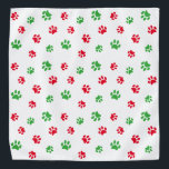 Bandana Pista Verde Vermelha Imprime Padrão no Feriado Bra<br><div class="desc">Mostre o quanto você ama os animais com esta linda bandana vermelha e verde com estampas. Aposto que seu animal de estimação vai ficar adorável vestindo-o!</div>