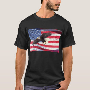 Bandeira americana com t-shirt de Eagle