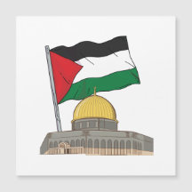 Bandeira palestina acima do Domo da Mesquita Rock