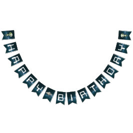 Bandeiras de Bunting de Aniversário Feliz no Espaç