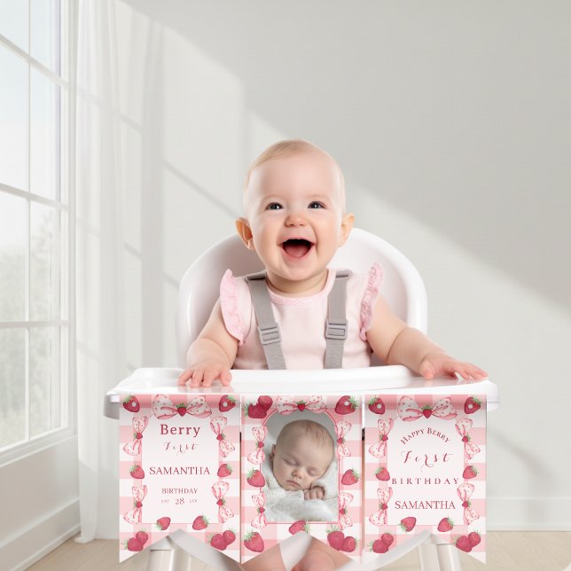 Bandeiras de Bunting de Laços de Xadrez Vermelho p (Photo Red Gingham Bows Berry First Bunting Banner)