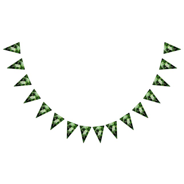 Bandeirinha Abelha, em flores brancas (Todos)