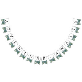 Bandeirinha Adventure Aguarda montanhas rústicas