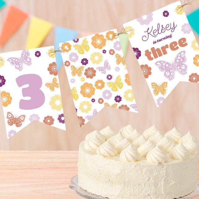 Bandeirinha Festa de aniversário da borboleta retrorreflectora (Retro Butterfly Personalized Birthday Banner)