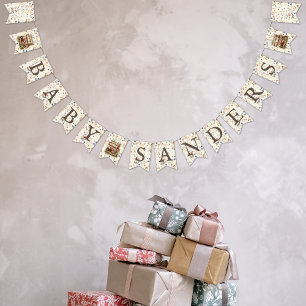 Bandeirinha Novo capítulo - Pilha de livros flores silvestres 