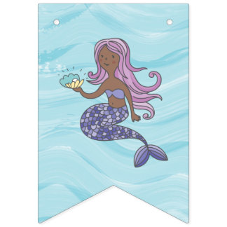 Bandeirinha Sereia Púrpura Da Pele Escura Sob O Aniversário Do