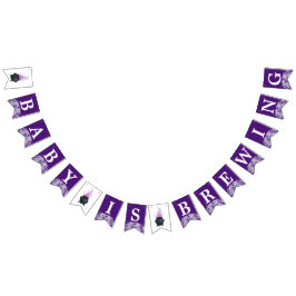 Bandeirinha Um bebê está a criar o bebê do Dia das Bruxas de o