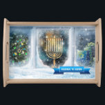 Bandeja Cena de inverno com Menorah Hanukkah<br><div class="desc">Celebre a Estação. Cena da Janela de Inverno com Menorah Painting Hanukkah Gift Serving Tray com texto personalizável. Cartões e presentes disponíveis na Categoria Feriados Judeus / Hanukkah da nossa loja.</div>