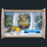 Bandeja Cena de inverno com Pássaros e Presente de Menorah<br><div class="desc">Celebre a Estação. Cena de inverno com Pássaros e Menorah pintando Hanukkah / Chanukah Gift servindo bandeja com texto personalizável. Cartões e presentes disponíveis na Categoria Feriados Judeus / Hanukkah da nossa loja.</div>