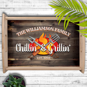 Bandeja Nome da família Chillin' e CHURRASCO Grillin