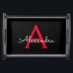 Bandeja Nome do Monograma da Rapariga do Script Preto Verm<br><div class="desc">Nome do Monograma de Script Simples Preto e Vermelho Local para Servir a Bandeja. Isso faz a formatura perfeita,  aniversário,  casamento,  chá de panela,  aniversário,  chá de fraldas ou presente de festa de solteira para alguém que ama luxo de vidro e estilos quíticos.</div>