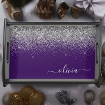 Bandeja Roxo Silver Glitter Girly Glam Monograma<br><div class="desc">Nome do Monograma do Script Glitter Glitter do Espetáculo Roxo e Silver Faux Sparkle e do Local para Servir a Bandeja. Isso faz a formatura perfeita, aniversário, casamento, chá de panela, aniversário, chá de fraldas ou presente de festa de solteira para alguém que ama luxo de vidro e estilos quíticos....</div>