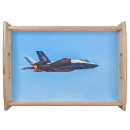 Bandeja Travkheed Martin F-35A Relâmpago II servindo bande
