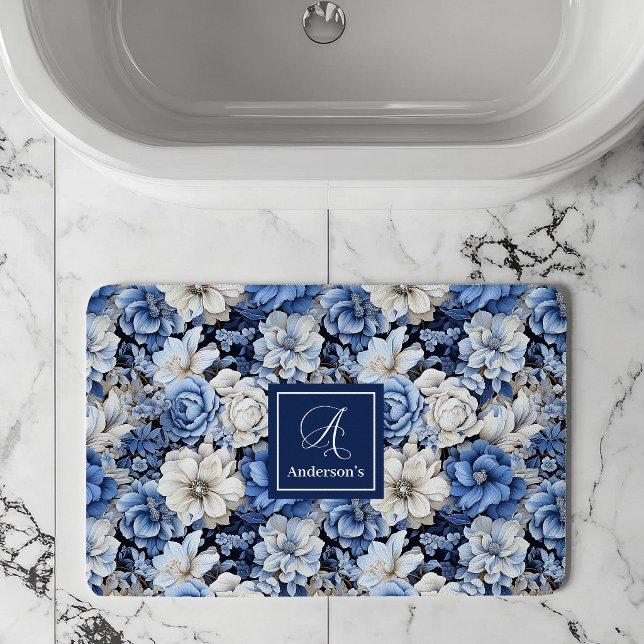 Banheiro Tapete de Banho Personalizado com Flores Azuis Chi (Chic Navy Blue Flowers Custom Name Bath Mat)