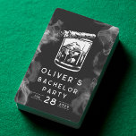 Baralho Cigarros Modernos de Festas de Solteiro e Whiskey<br><div class="desc">Charutos modernos de noivos e cartões de pôquer preto-uísque</div>