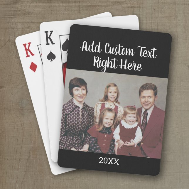 Baralho Foto Horizontal com Texto e Ano da Família de Scri (Personalized playing cards with photos and an area for text such as a name or monogram)