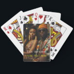 Baralho Foto Vertical do cheio - Carro de Poker de Texto P<br><div class="desc">Torne suas noites de pôquer pessoais e inesquecíveis com essas Cartões de Poker de Fotos Verticais de Cheio. Adicione a sua foto favorita no layout vertical do cheio e personalize-a com texto personalizado de script — perfeito para presentes, noites de jogos, despedida de solteiro ou manutenção. Quer você seja um...</div>