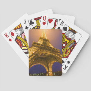 Baralho França, Paris. Olhando para cima a partir da base