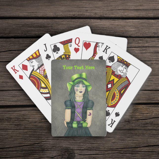 Baralho Garota Gótica Spooky Cinza Negra de Chapéu Verde (Gothic spooky girl green hat black dress tattoos on misty grey deck of playing cards.)