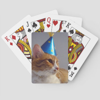 Baralho Gato Fofo Vestindo Chapéu de Festa Azul Jogando Ca