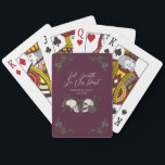 Baralho Gothic Burgundy Floral Skull<br><div class="desc">These Gothic Burgundy Floral Skull Poker Cards feature dramatic hand-drawn black ink skulls adorned with lush dark florals and intricate cross-hatching details on an elegant dark burgundy background. The design includes four dark floral corner accents, two skulls centered in the middle, and three editable text areas: a heading at the...</div>