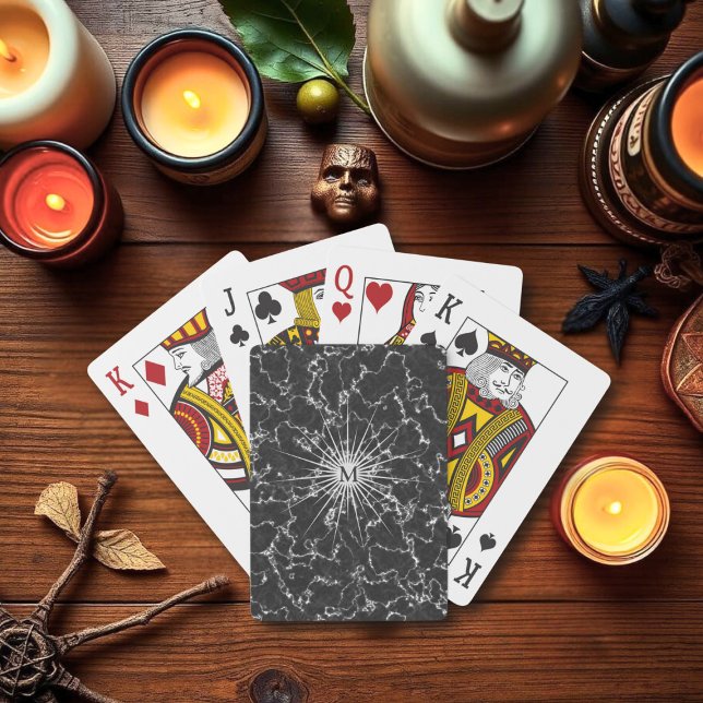 Baralho Mármaco preto Monograma (Perfect poker cards for those that love a dark and moody aesthetic. Just add your initial)