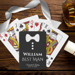 Baralho Melhor Homem Jogando Cartões Dando De Casamento<br><div class="desc">Este baralho divertido de jogar cartas foi projetado como presente para o melhor homem do casamento. As costas estão pretas com uma gravata branca de arco e botões. O texto é branco e lê "Melhor Homem" com um lugar para o seu nome, o nome do casal e a data do...</div>