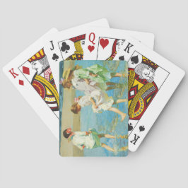 Baralho Meninas andando na água perto do litoral em uma pr