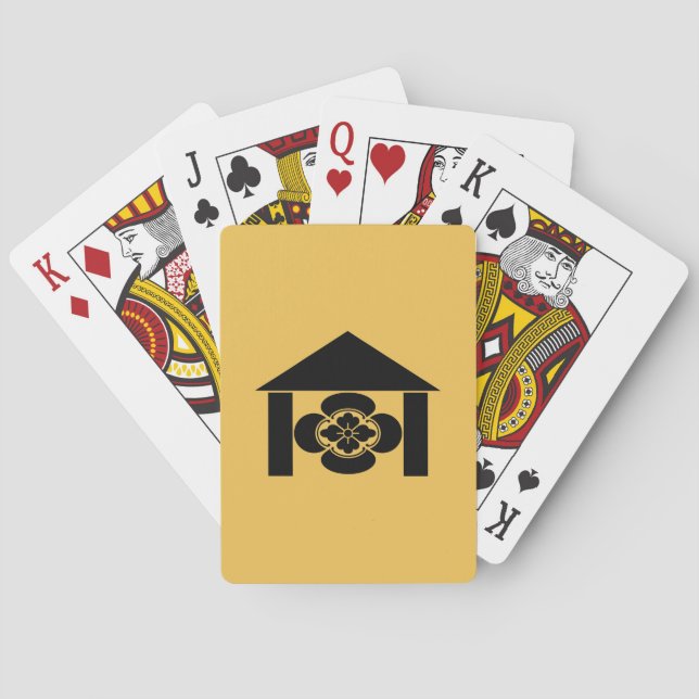 Baralho Mokko numa cabana jogando cartas (Verso)