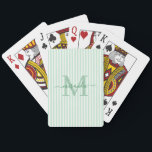 Baralho Nome Monograma Listrado Verde e Branco<br><div class="desc">Adicione um toque personalizado e sofisticado à noite de jogos com este elegante baralho de cartas personalizadas. Com um design listrado verde e branco elegante, cada carta é personalizada com o seu monograma inicial e nome em uma fonte de letra cursiva sofisticada, dando ao seu baralho um charme atemporal e...</div>