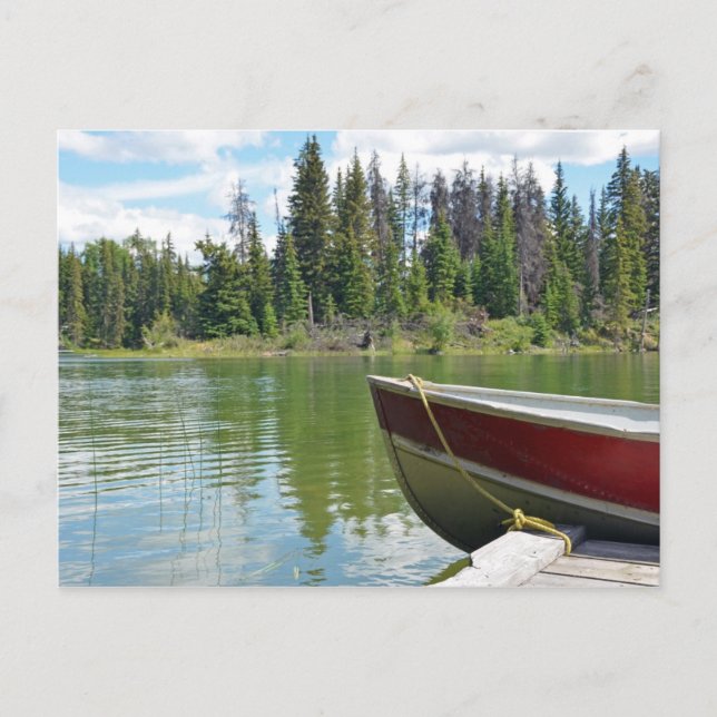 Barco amarrado ao cais no cartão postal do lago (Frente)