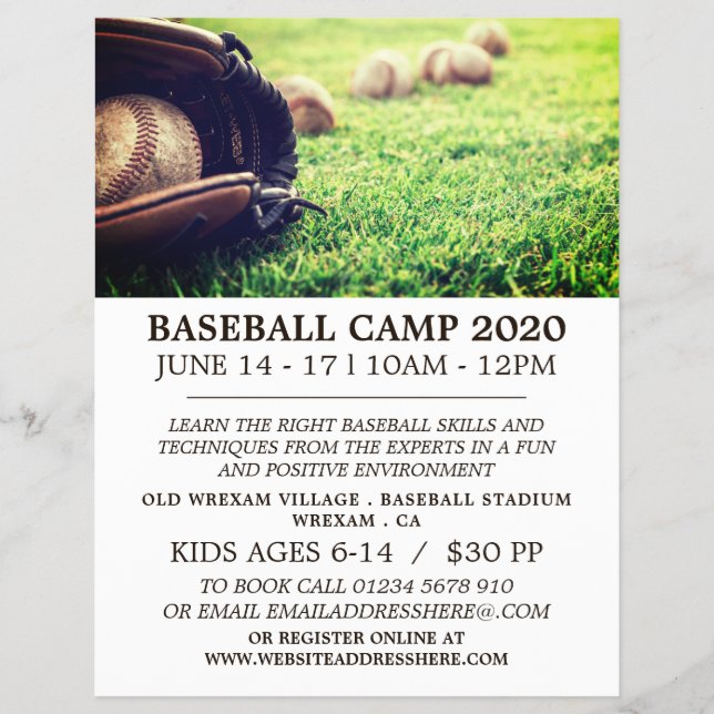 Baseballs no Campo de Baseball Camp Advert Flyer (Frente)