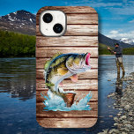 Bass Saiu Para Pescar<br><div class="desc">A capa de telefone de Pesca Isolada é na moda e temática, apresentando um robalo de salto ousado e atraente sobre o fundo de madeira de celeiro. Este produto deve fazer uma declaração e ser a inveja de todos os seus companheiros de pesca. Com materiais de alta qualidade e atenção...</div>