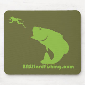 BASStard que pesca Mousepad