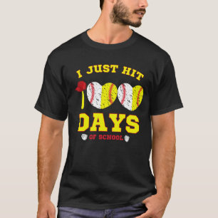 Bati em 100 dias de T-Shirt Solfball na escola