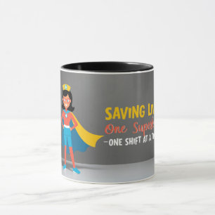 Beba Sua Força: Caneca de Super-Herói Enfermeira