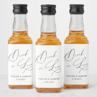 Bebado No Amor Garrafa De Vinho Preto E Branco