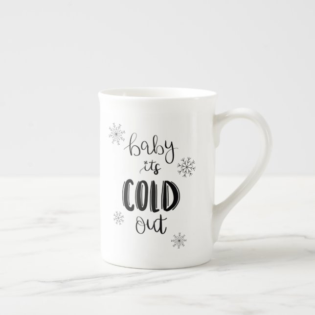 Bebê é para fora caneca fria do inverno (Direita)